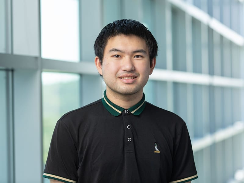 Hongchen (Steven) Yang portrait